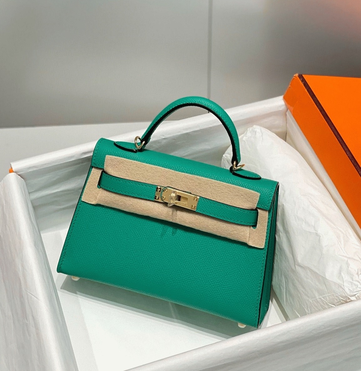 Hermes Kelly Mini II Bag Fake in Vert Jade angle 2