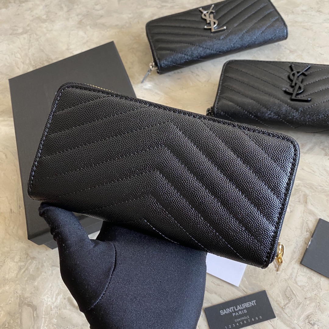 YSL WALLET angle 3