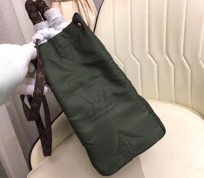 Louis Vuitton Econyl Regenerated Nylon Onthego GM Tote In Khaki Green angle 5