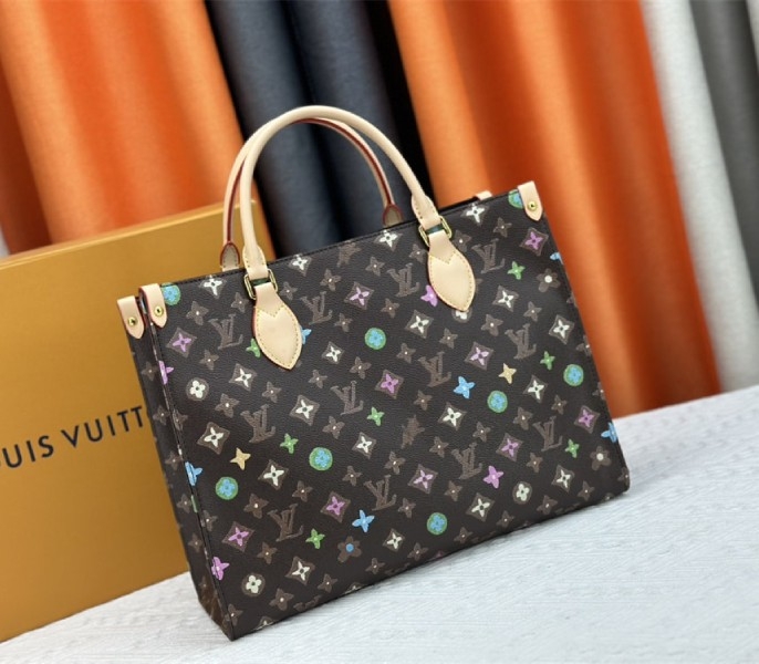 Louis Vuitton Monogram Craggy Onthego MM Tote In Chocolate angle 2