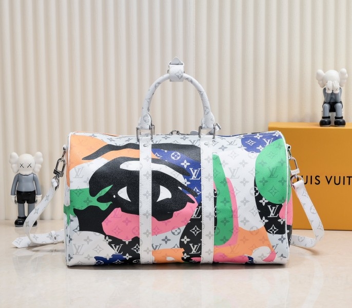 LV J Hope X Keepall Bandoulière 45 Multicolor In Two Eyes Patches angle 3
