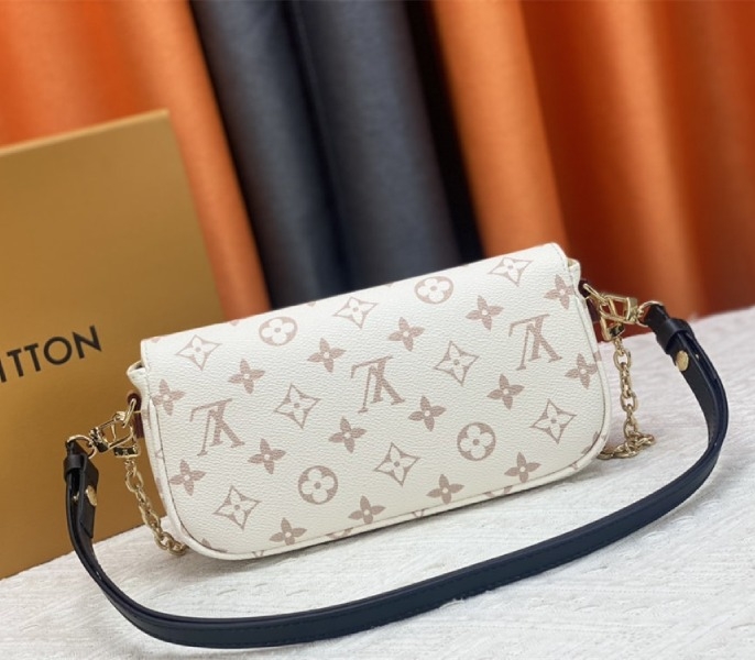 Louis Vuitton Monogram Dune Canvas Ivy Wallet With Chain And Strap angle 3