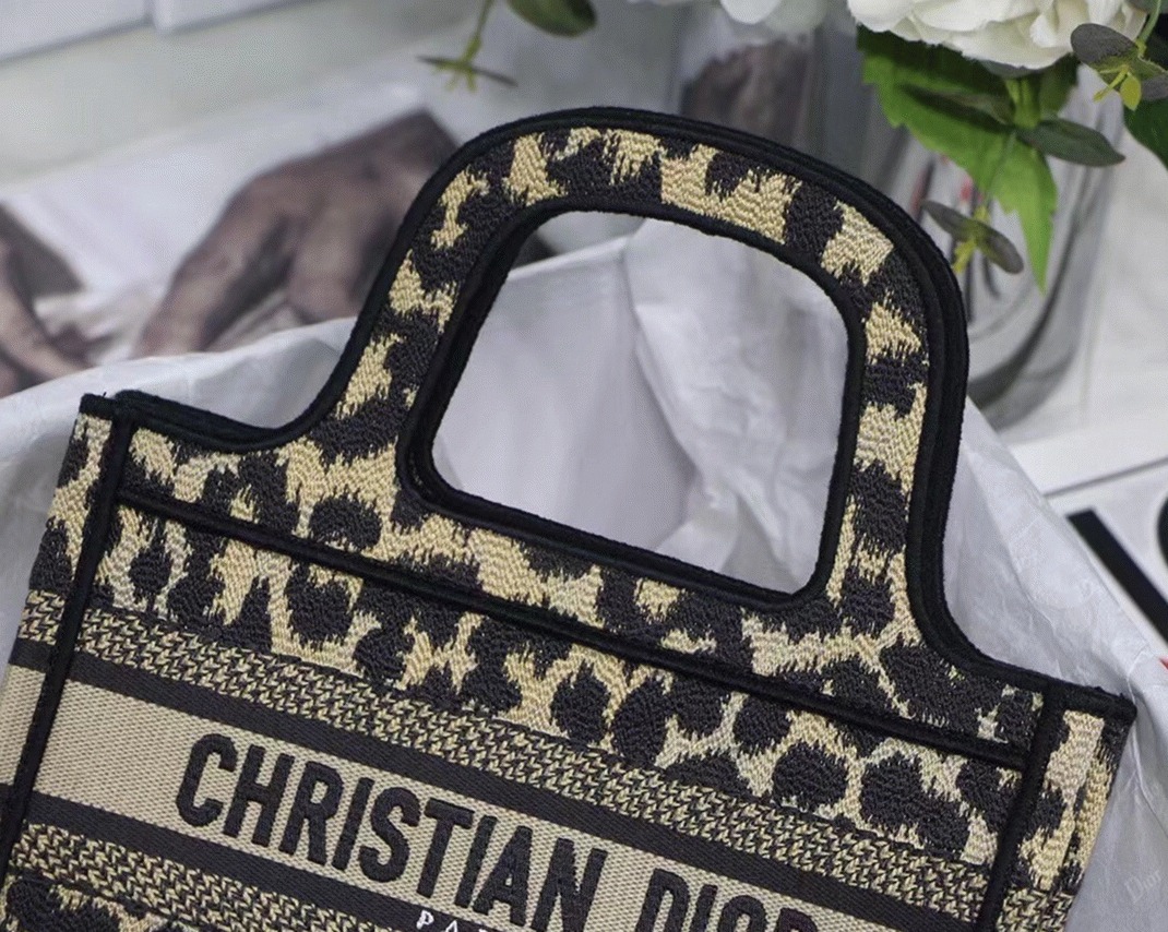 Dior Mini Book Tote Bag Knockoff in Beige Multicolor Mizza Embroidery angle 2
