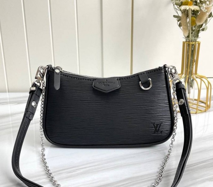 Louis Vuitton Epi Leather Easy Pouch On Strap In Black