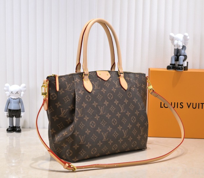 Monogram Canvas Turenne MM angle 2