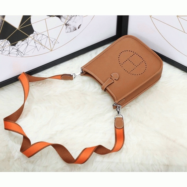Brown Replica Hermes Evelyne Shoulder Bag angle 4