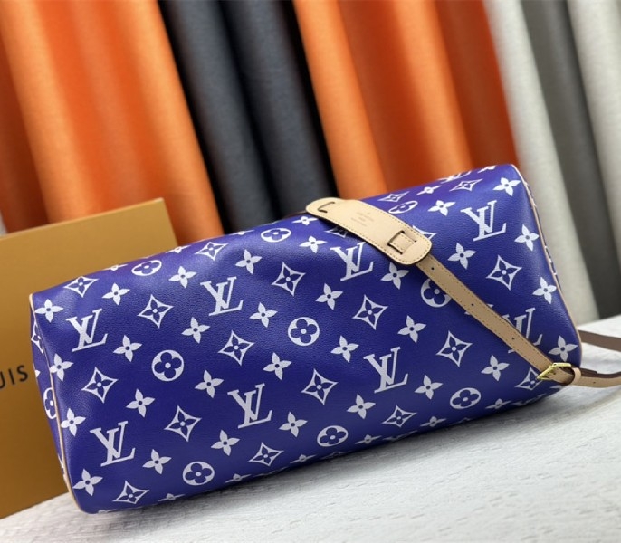 Louis Vuitton Speedy P9 Bandouliere 50 Bag In Amethyst Purple angle 5