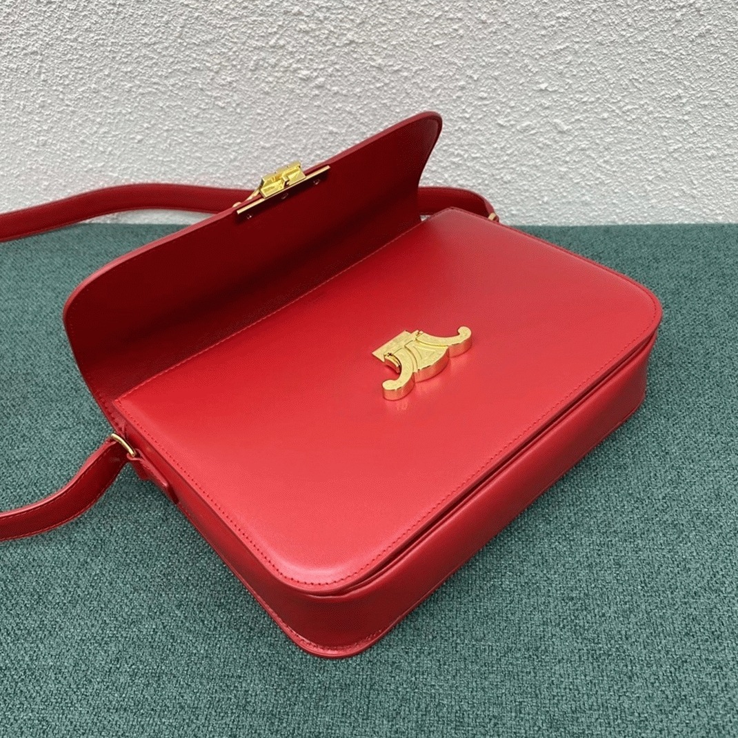 Top Quality Fake Celine Triomphe Large Bag In Red angle 3