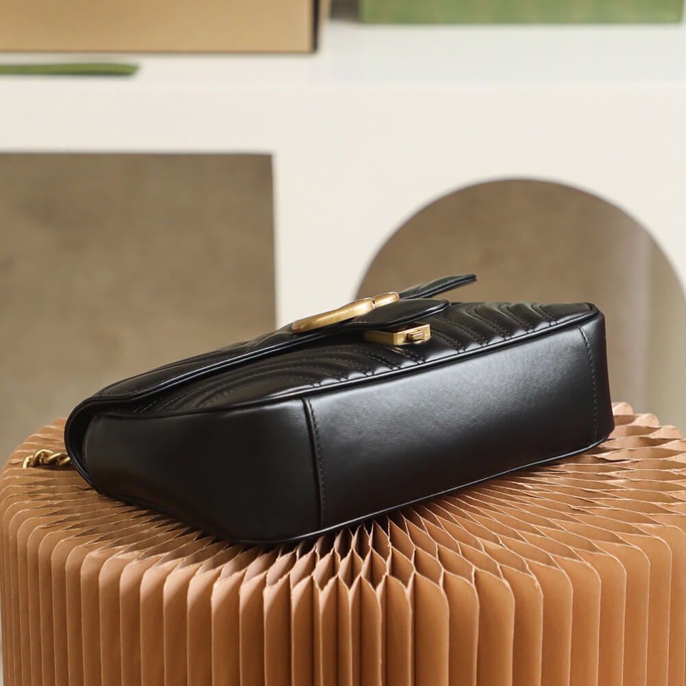GG Marmont small matelasse shoulder bag angle 5