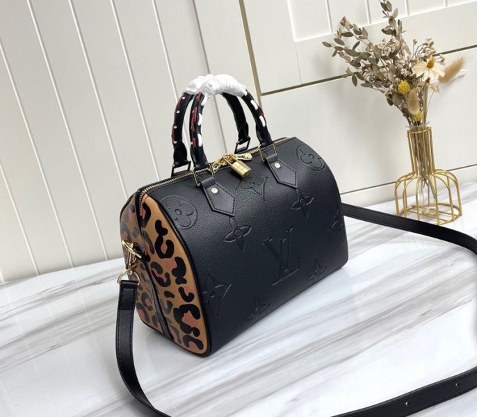 Louis Vuitton Monogram Empreinte Wild At Heart Speedy 25 Bandouliere Handbag In Black angle 2