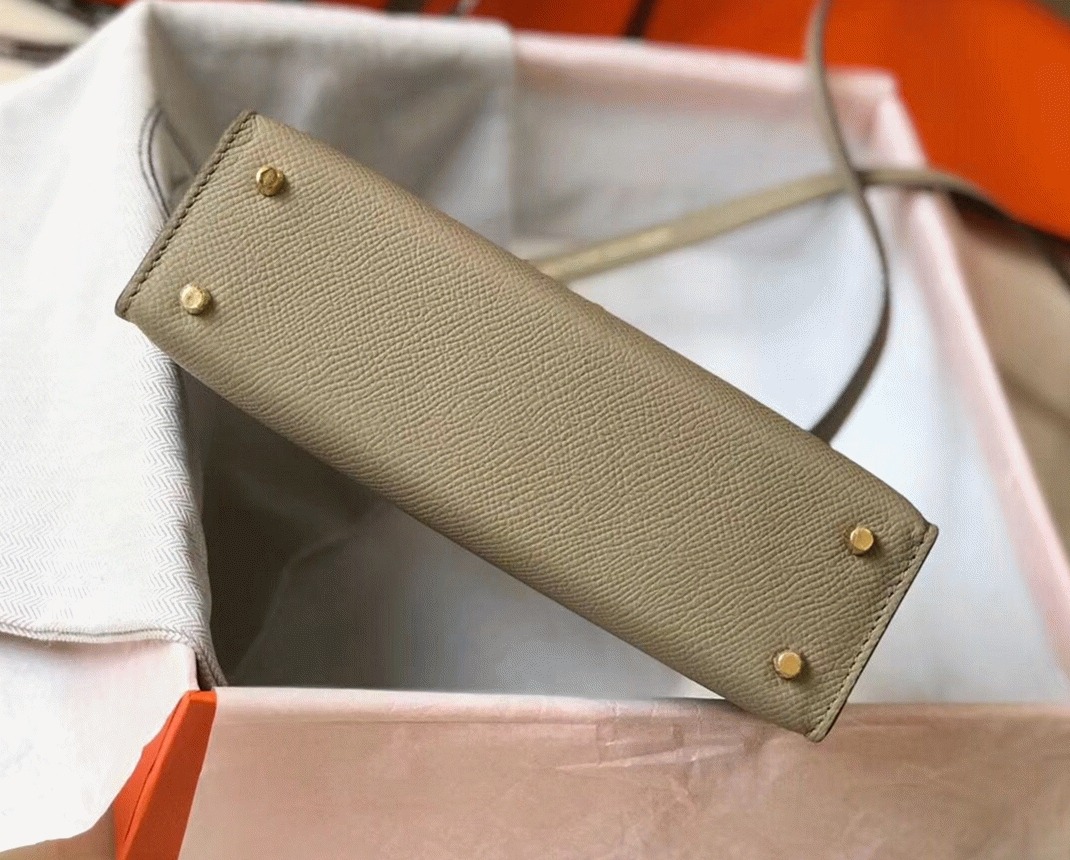 Hermes Kelly Mini II Bag Fake in Gris Tourterelle angle 4