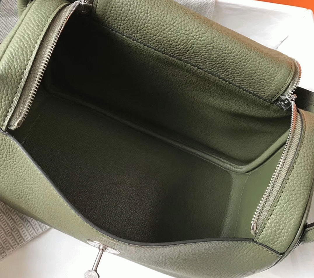Replica Hermes Lindy 26cm handbag in canopee angle 2