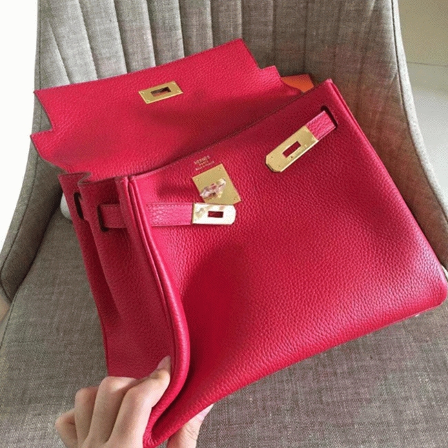 Red Clemence Fake Hermes Kelly Retourne 32cm Vibrant Purse angle 2