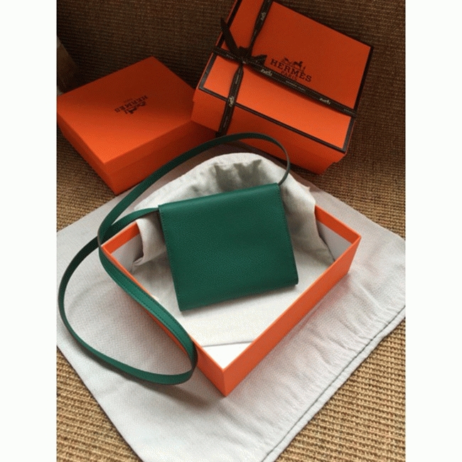 Green fake designer Hermes Clic wallet with strap angle 2