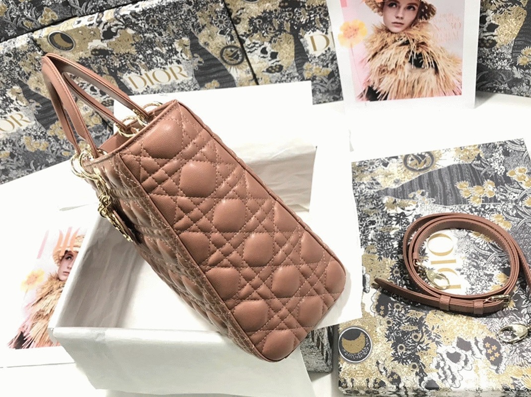 Dior Lady Dior Large Bag Imitation in Blush angle 3