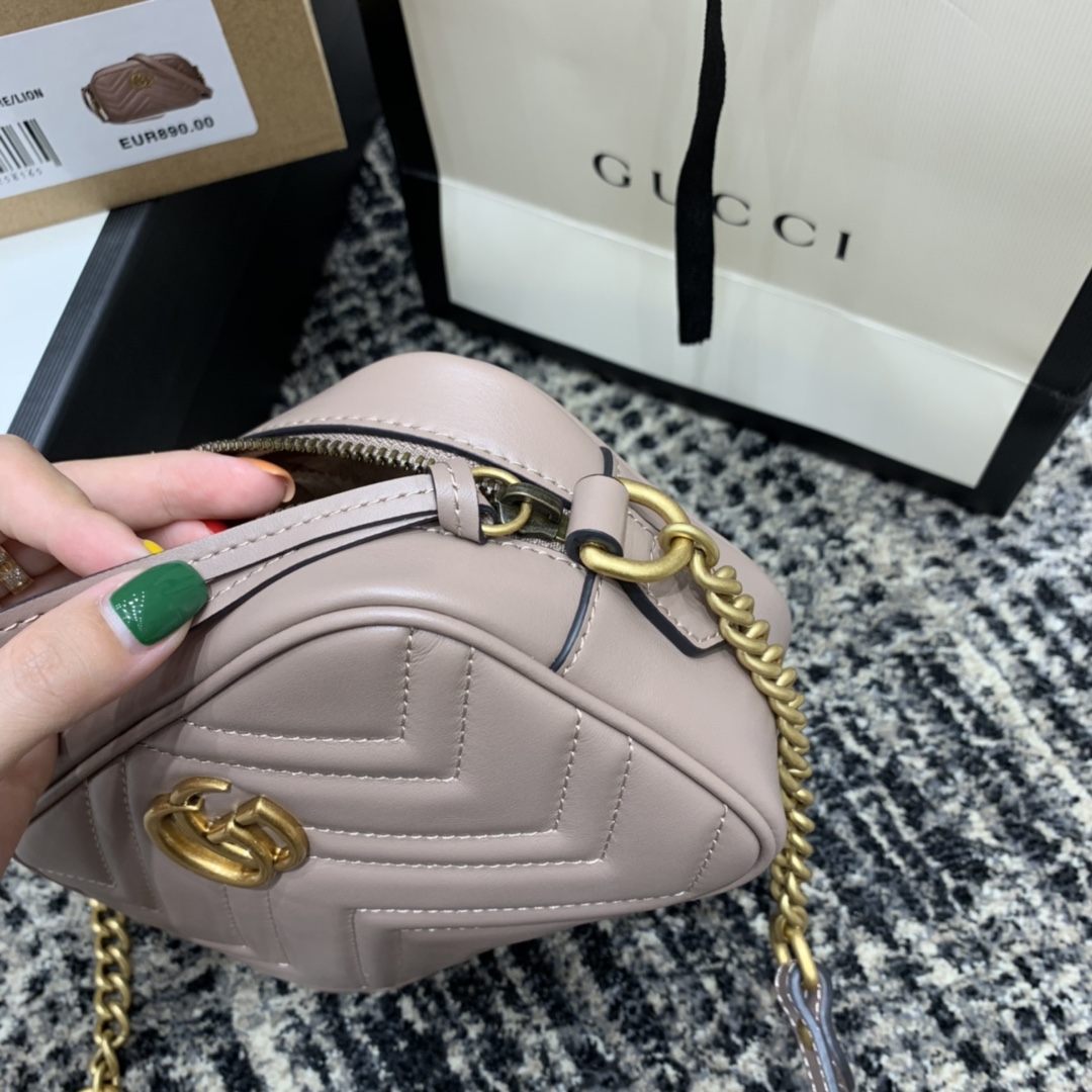 𝗚𝘂𝗰𝗰𝗶 𝗺𝗮𝗿𝗺𝗼𝗻𝘁 angle 5