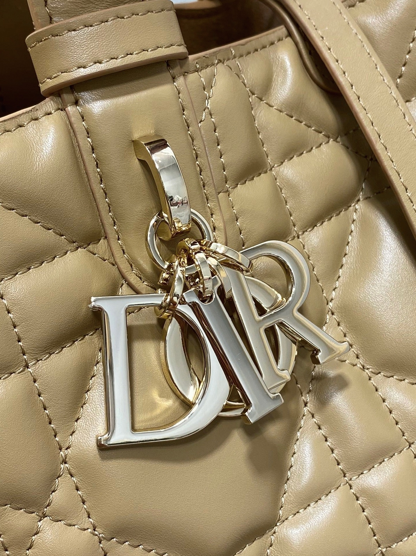 Dior Toujours Medium Bag Fake in Tan Macrocannage Calfskin angle 5