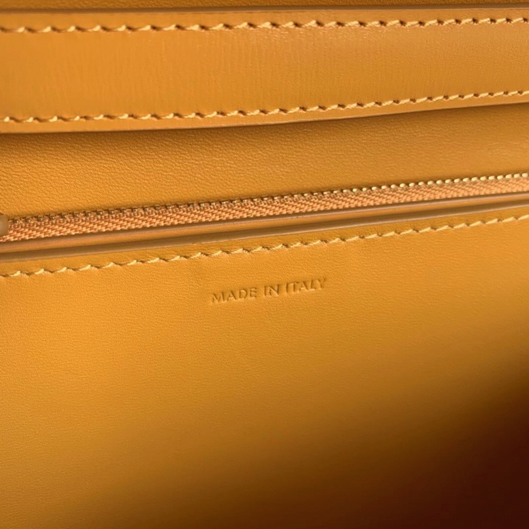 Top Quality Knockoff Celine Classic Box Medium Bag In Yellow angle 5