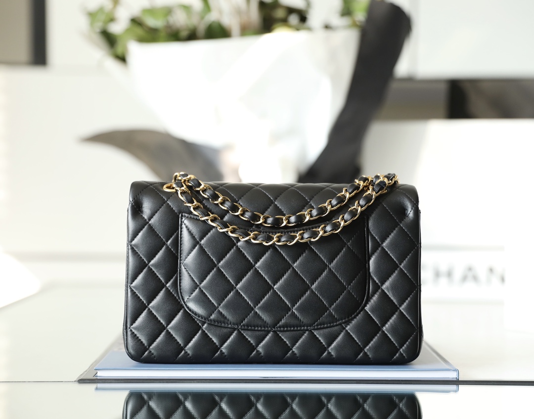 1:1 Top AAA Grade Chanel Classic Flap Bag Medium angle 2