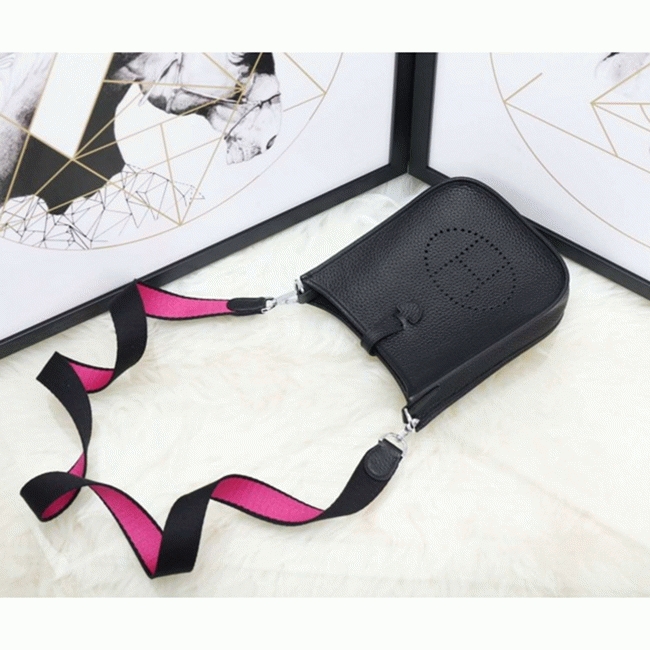 Black Evelyne II TPM Knockoff Hermes Messenger Shoulder Bag angle 3