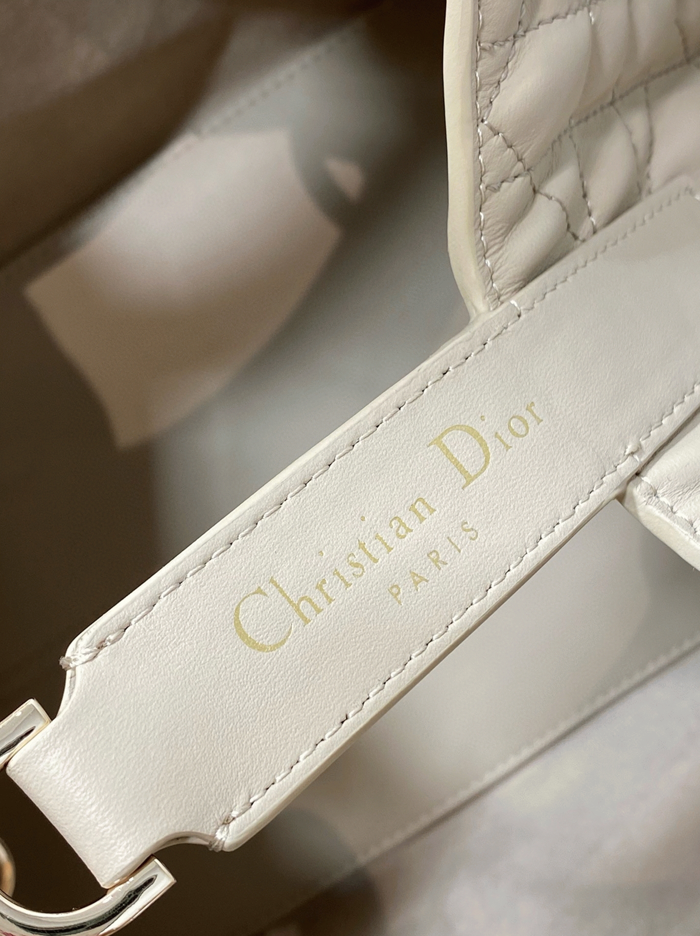 Dior Toujours Medium Bag Knockoff in Beige Macrocannage Calfskin angle 2