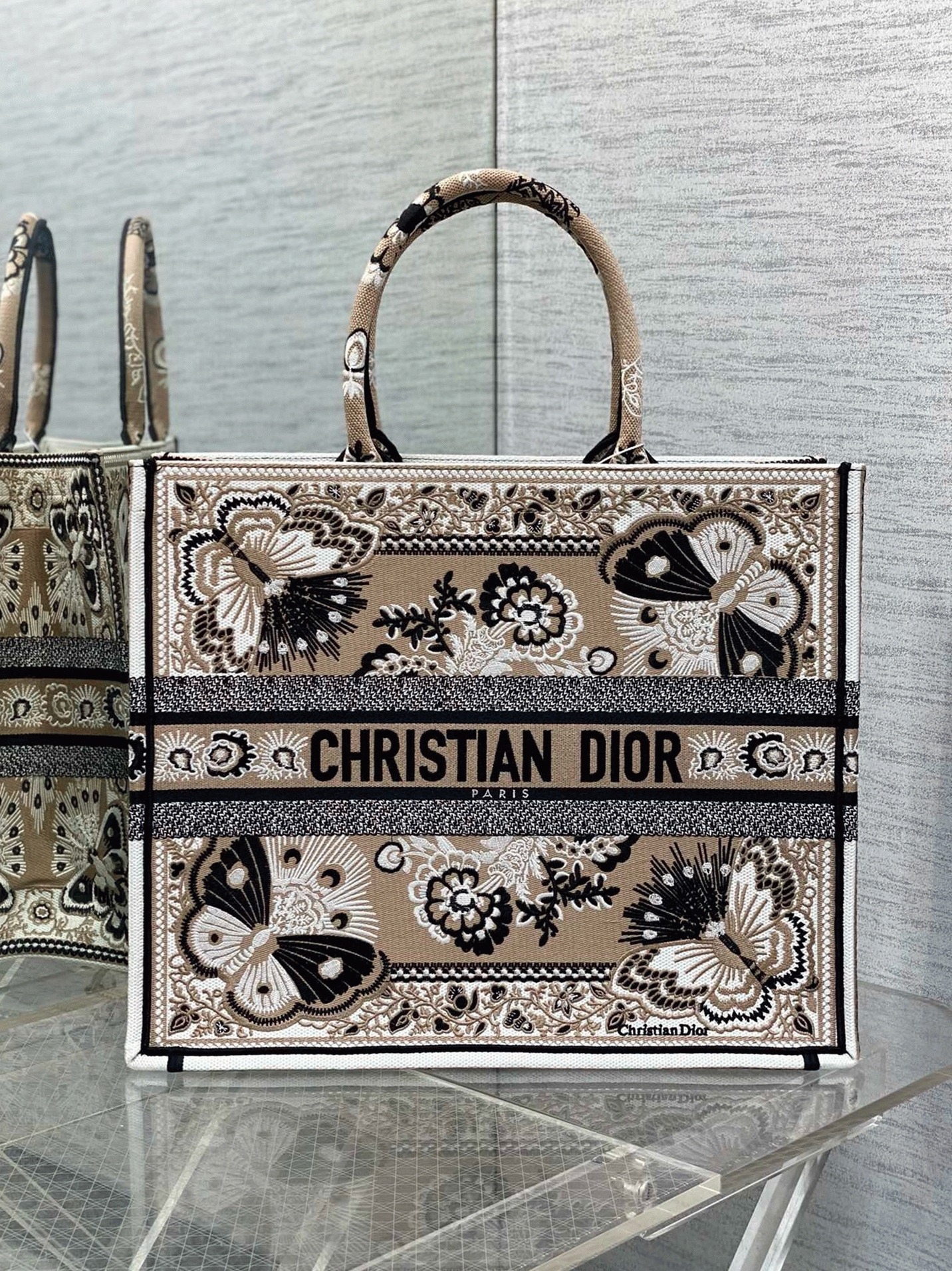 Dior Large Book Tote Bag Fake in Beige Butterfly Bandana Embroidery angle 5