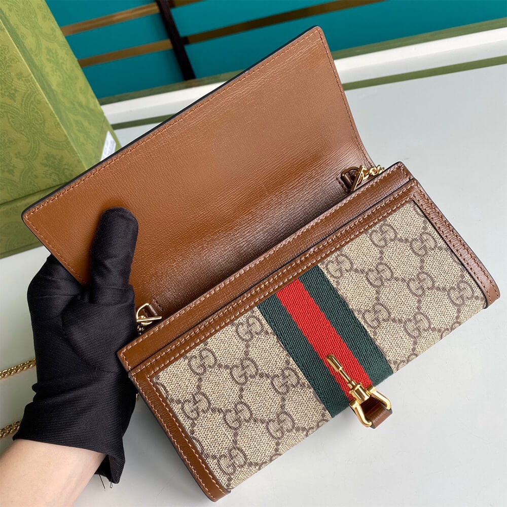 GG Jackie 1961 chain wallet angle 5