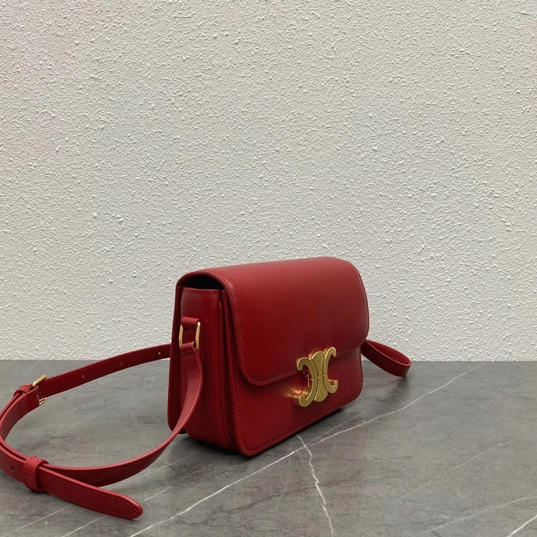 Top Quality Knockoff Celine Triomphe Teen Bag In Red angle 3