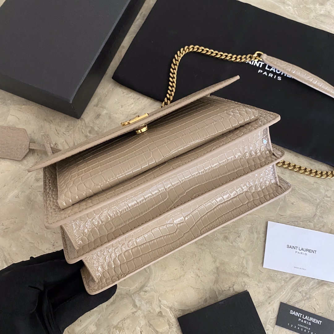 MANHATTAN MEDIUM SHOPPING BAG IN BOX SAINT LAURENT LEATHER angle 3