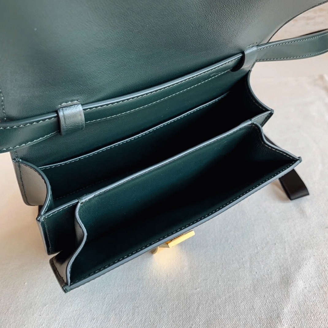 Top Quality Fake Celine Classic Box Teen Bag In Amazone angle 3