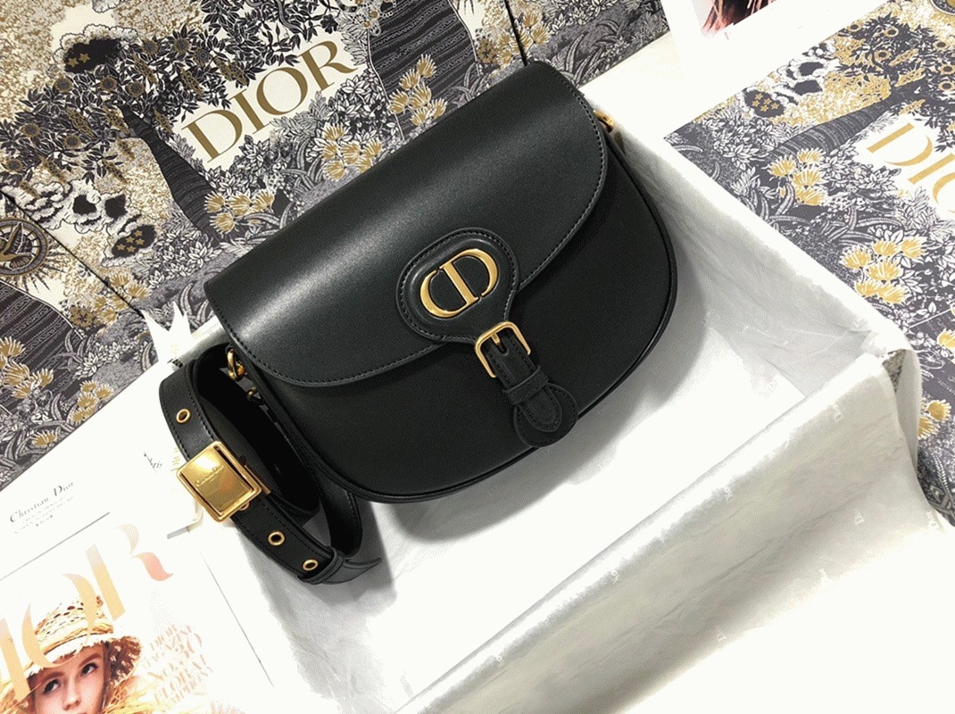 Dior Bobby Medium Bag Imitation in Black angle 4