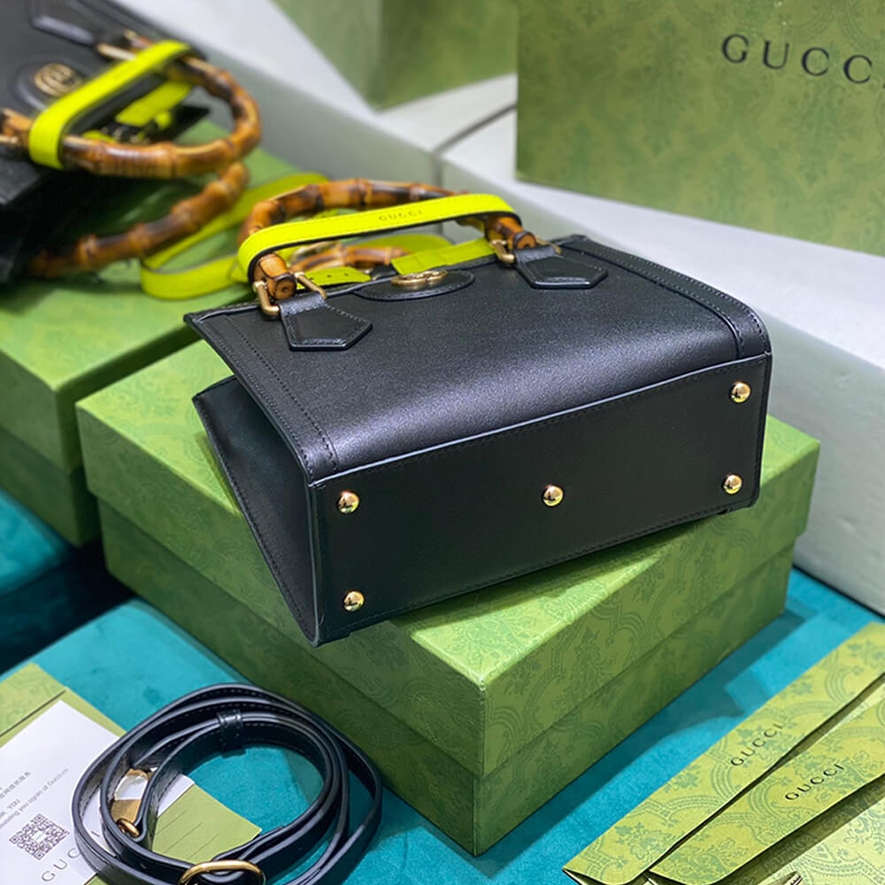 Gucci Diana mini tote bag angle 4