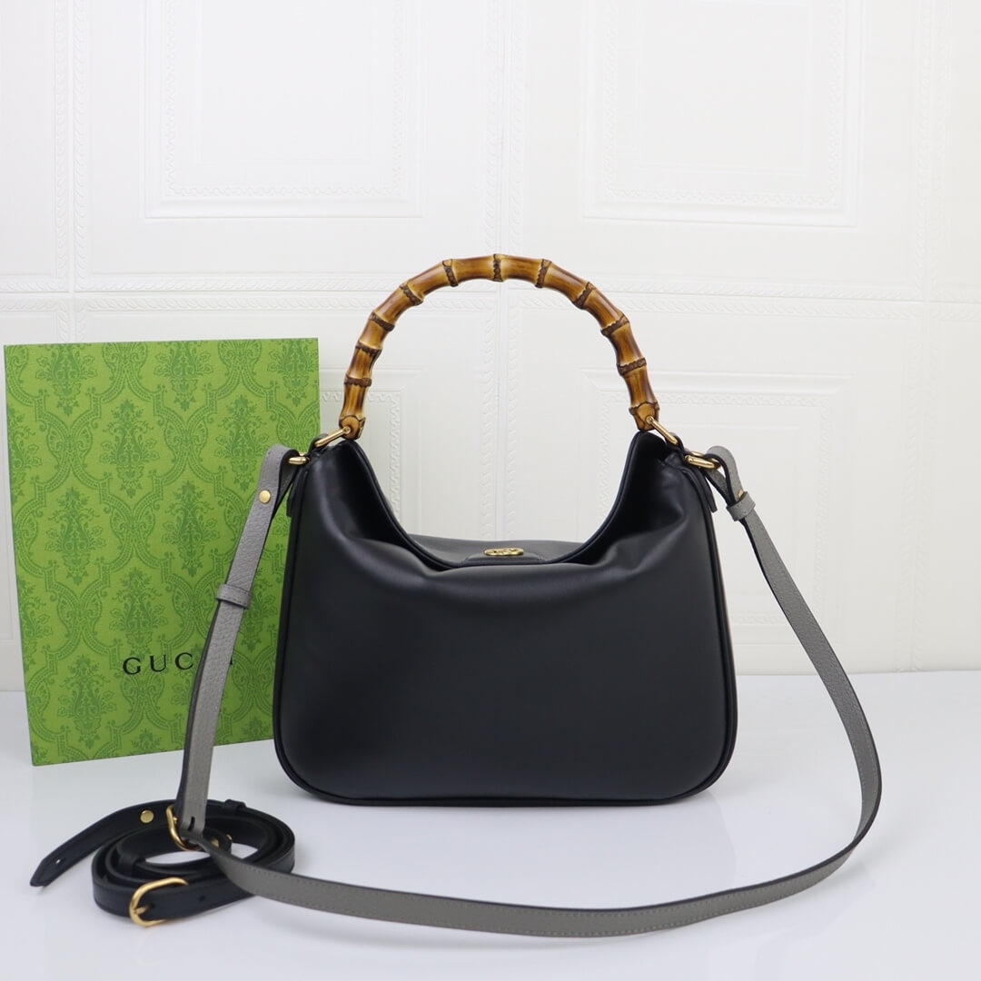 Gucci Diana Medium Shoulder Bag angle 2