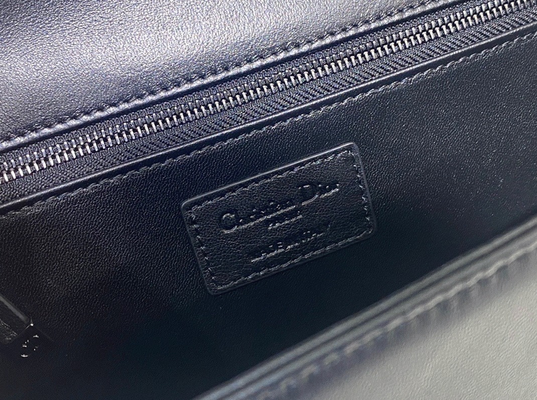 Dior 30 Montaigne Chain Bag with Handle Fake in Black Lambskin angle 4