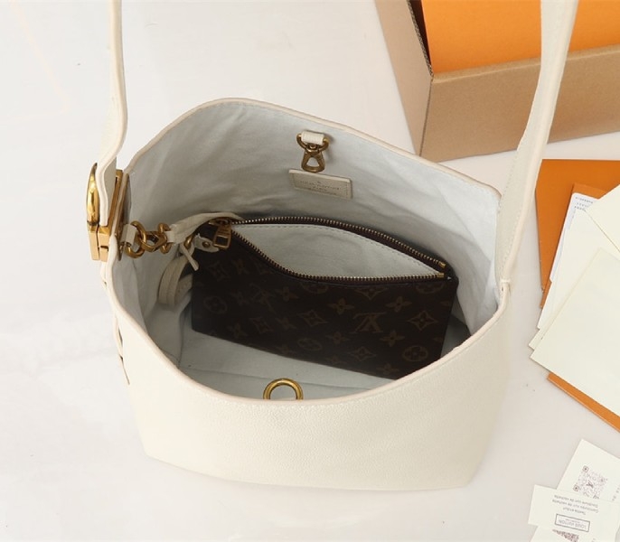 Louis Vuitton Low Key MM Hobo In Quartz White angle 5