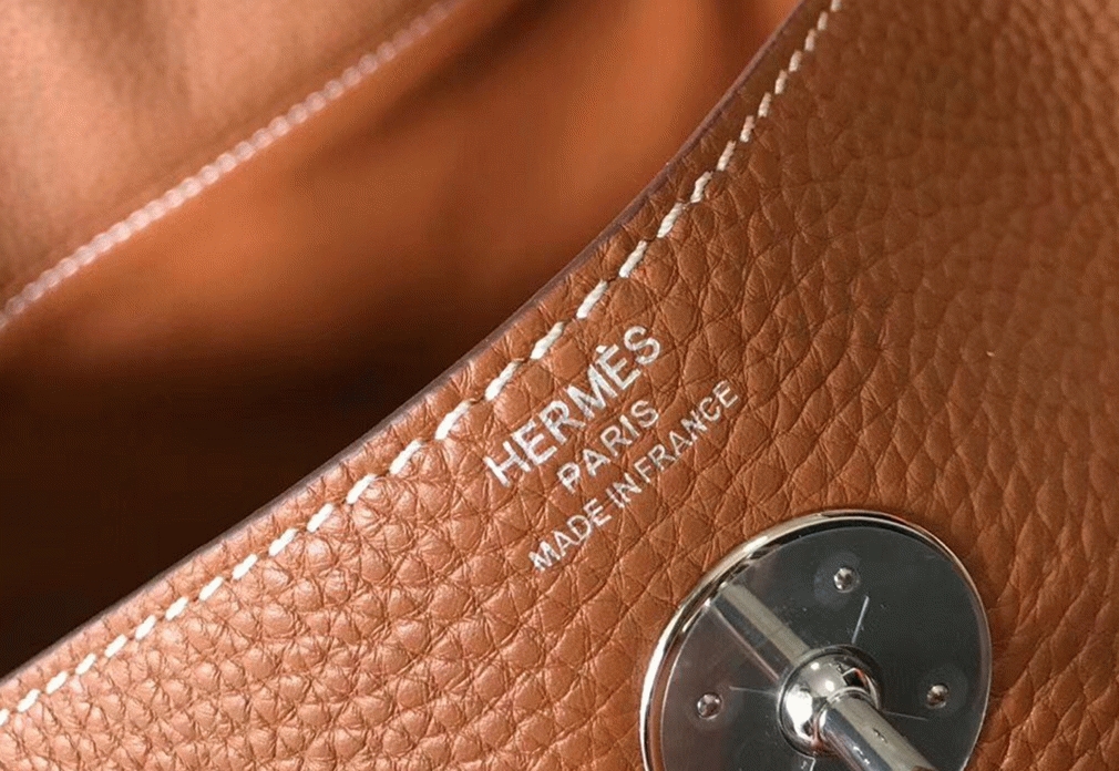 Designer replica Hermes Lindy 30cm bag in gold color angle 3