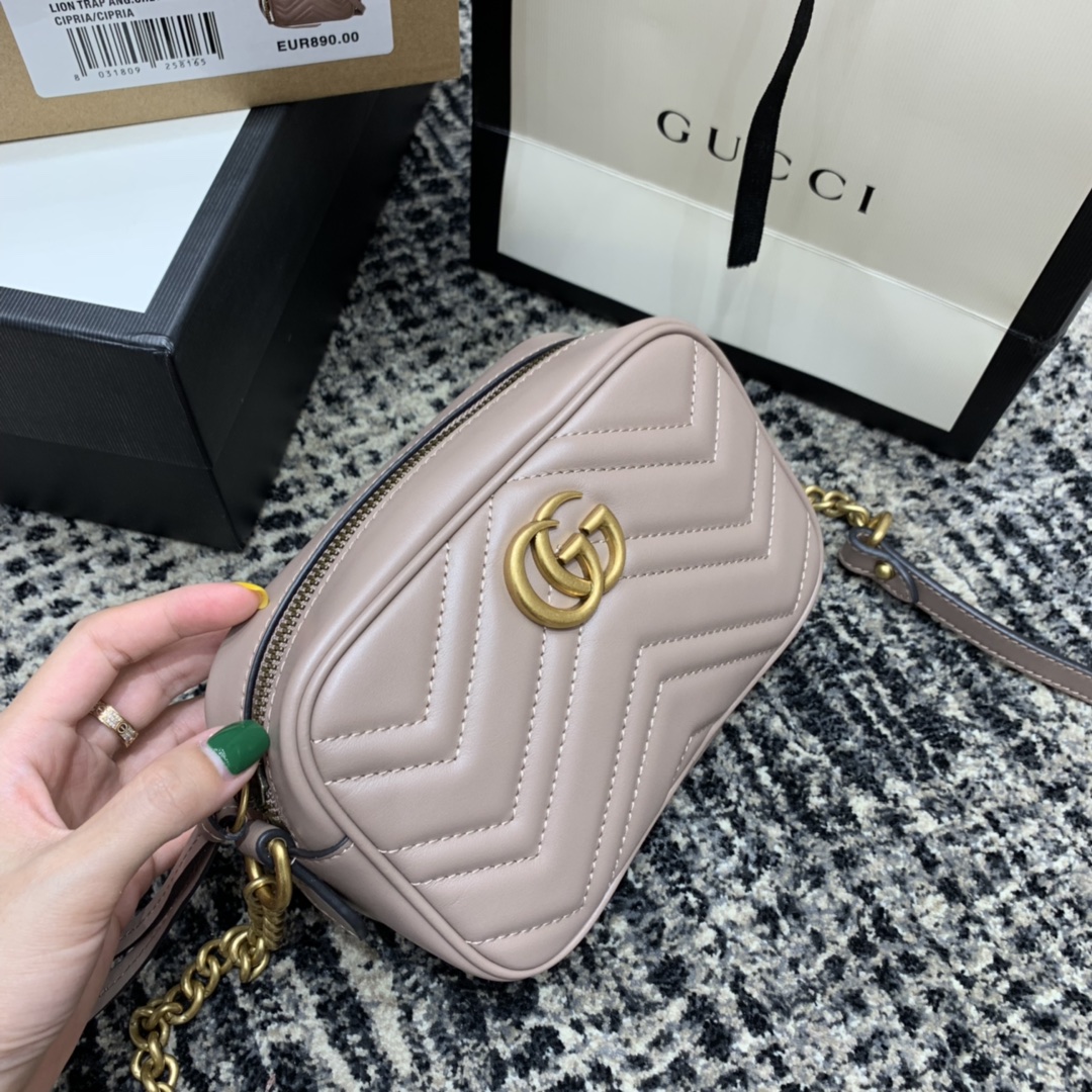 𝗚𝘂𝗰𝗰𝗶 𝗺𝗮𝗿𝗺𝗼𝗻𝘁 angle 2