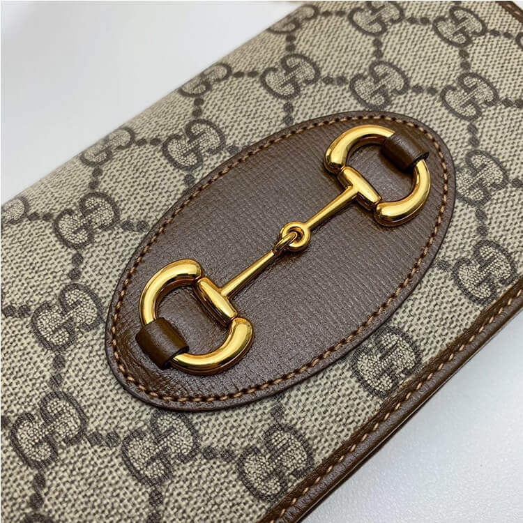 Gucci Horsebit 1955 Wallet With Chain angle 2