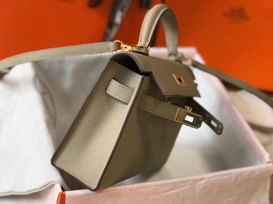 Hermes Kelly Mini II Bag Fake in Gris Tourterelle angle 2