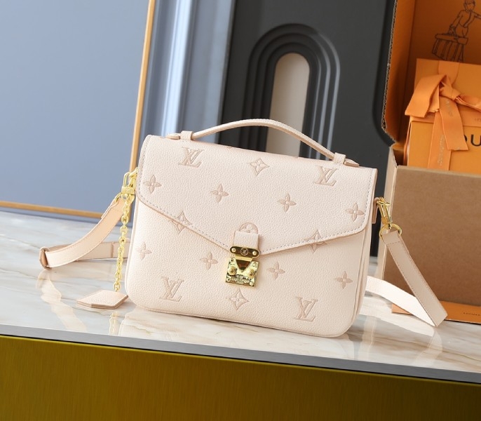 LV Metis Pochette Eden
