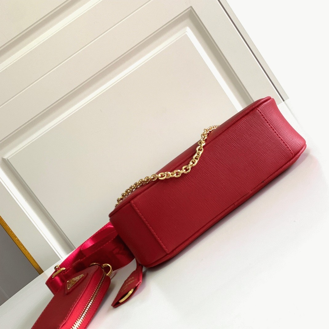 Prada Re-Edition 2005 Shoulder Bag Replica in Red angle 5