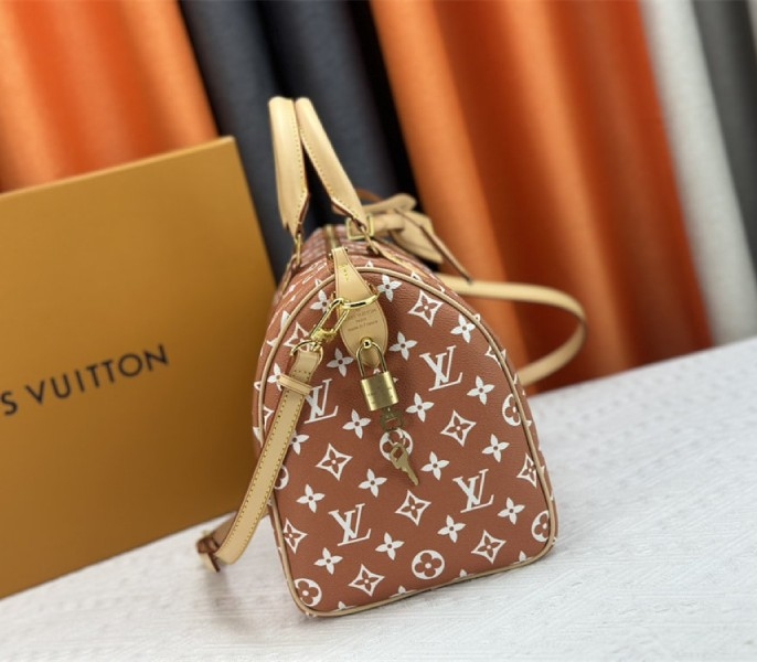 Louis Vuitton Speedy P9 Bandouliere 30 Bag In Camel angle 3