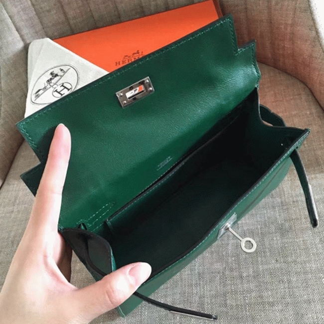 Malachite Swift Fake Hermes Kelly Pochette Sleek Green Clutch angle 3