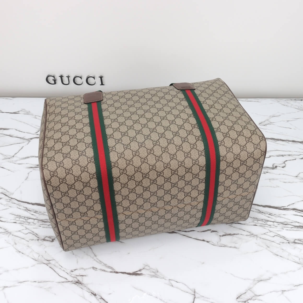 Gucci Medium duffle bag with Web angle 3