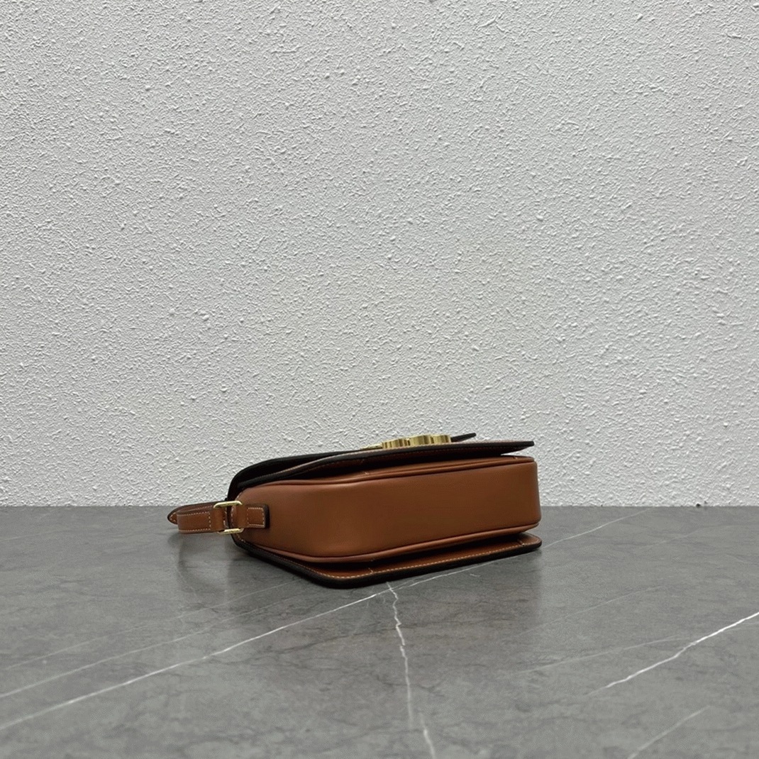 Top Quality Celine Triomphe Teen Bag In Tweed angle 2