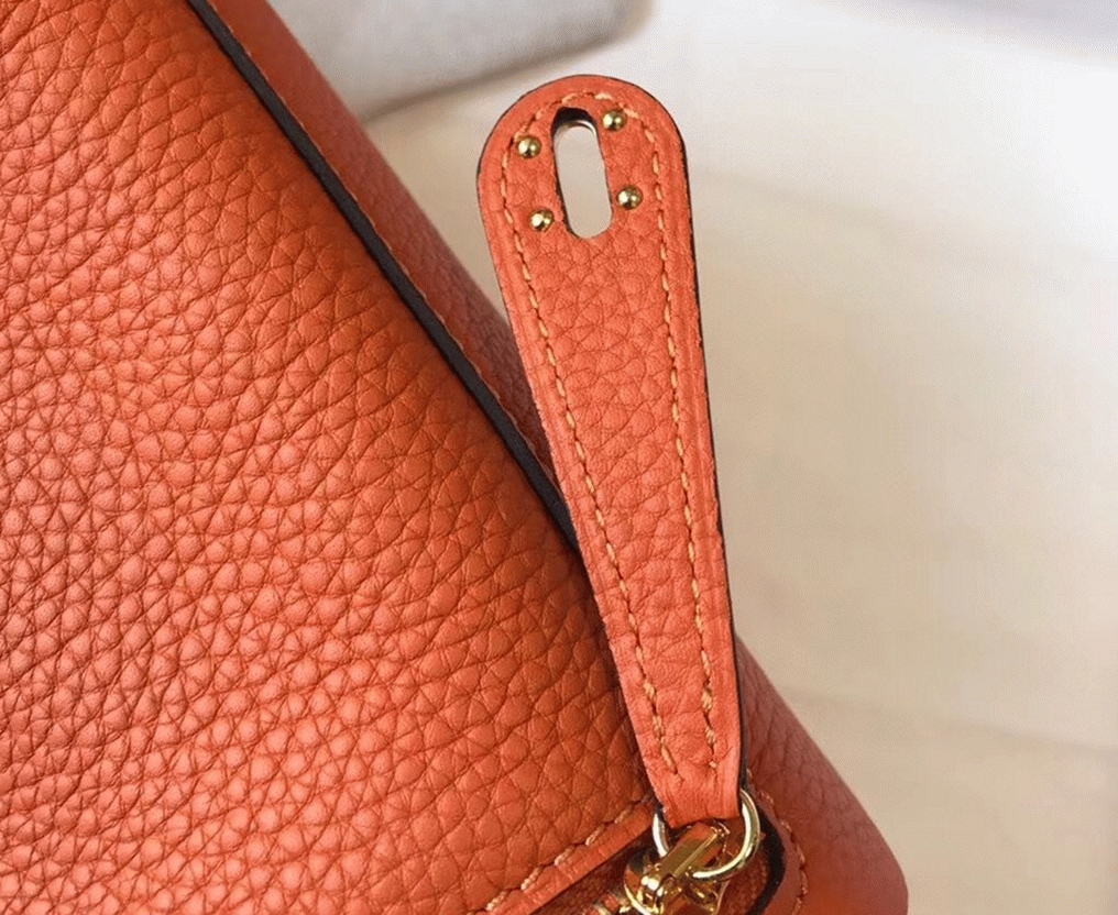 Replica Hermes Lindy Mini handbag in orange color angle 4