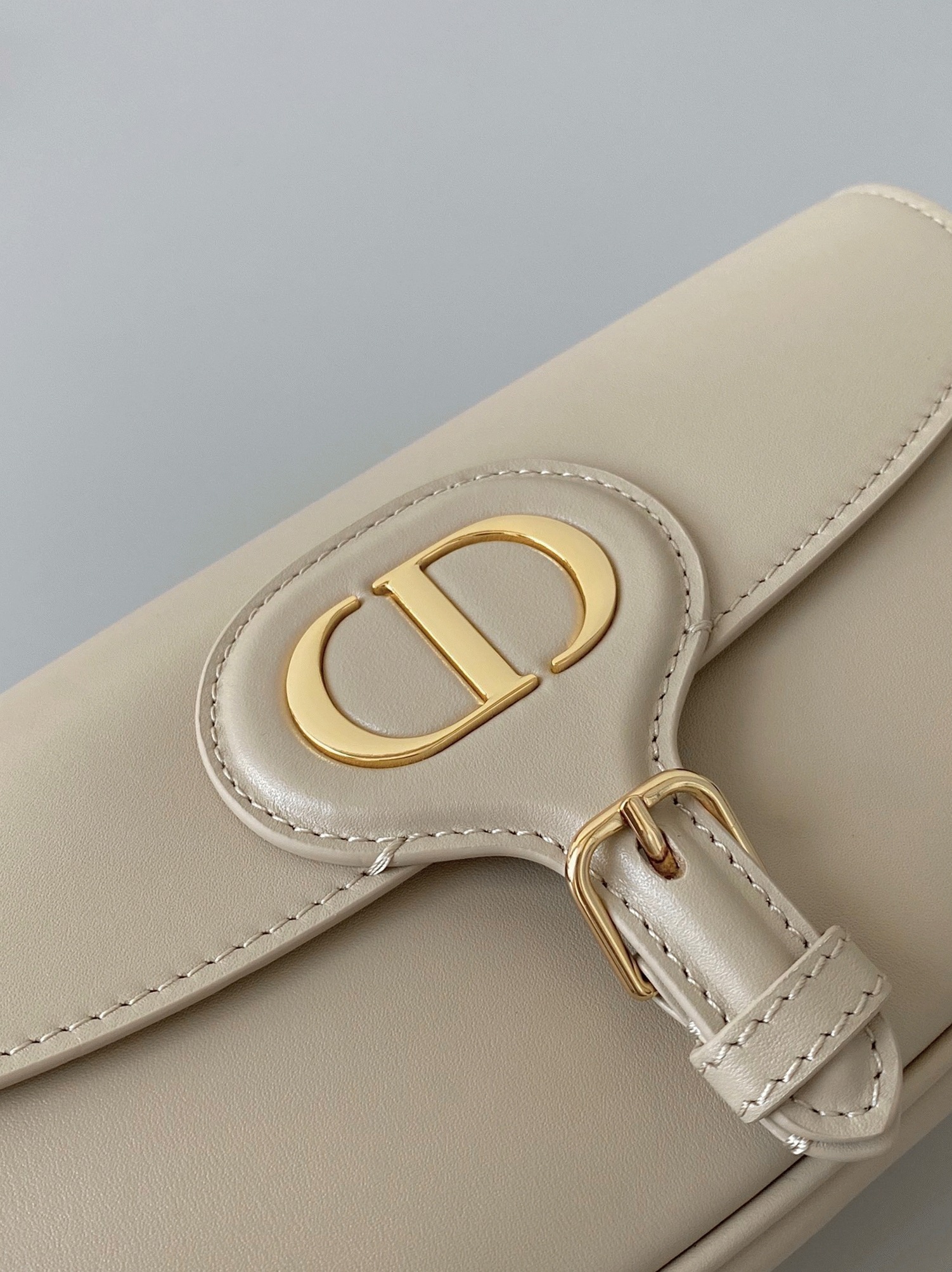 Dior Bobby East-West Bag Replica in Beige angle 3