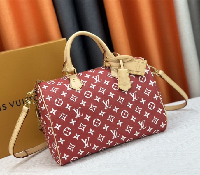 Louis Vuitton Speedy P9 Bandouliere 30 Bag In Red angle 2