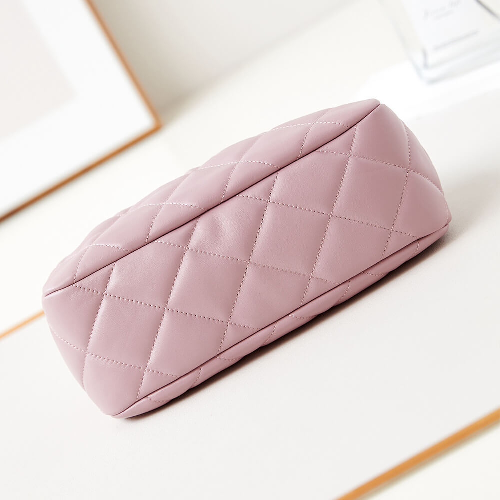 Chanel Clutch(high-end grade) angle 3