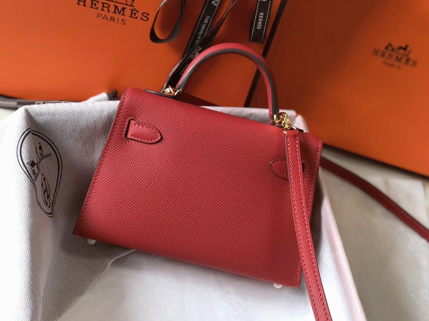 Hermes Kelly Mini II Bag Replica in Rouge Vif angle 2